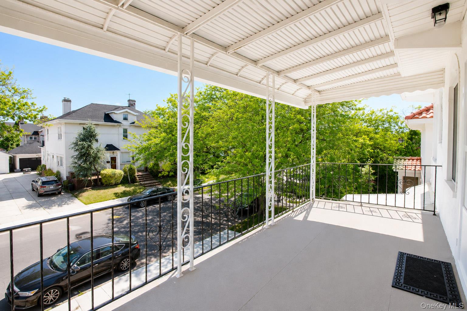 15 W Walnut Street