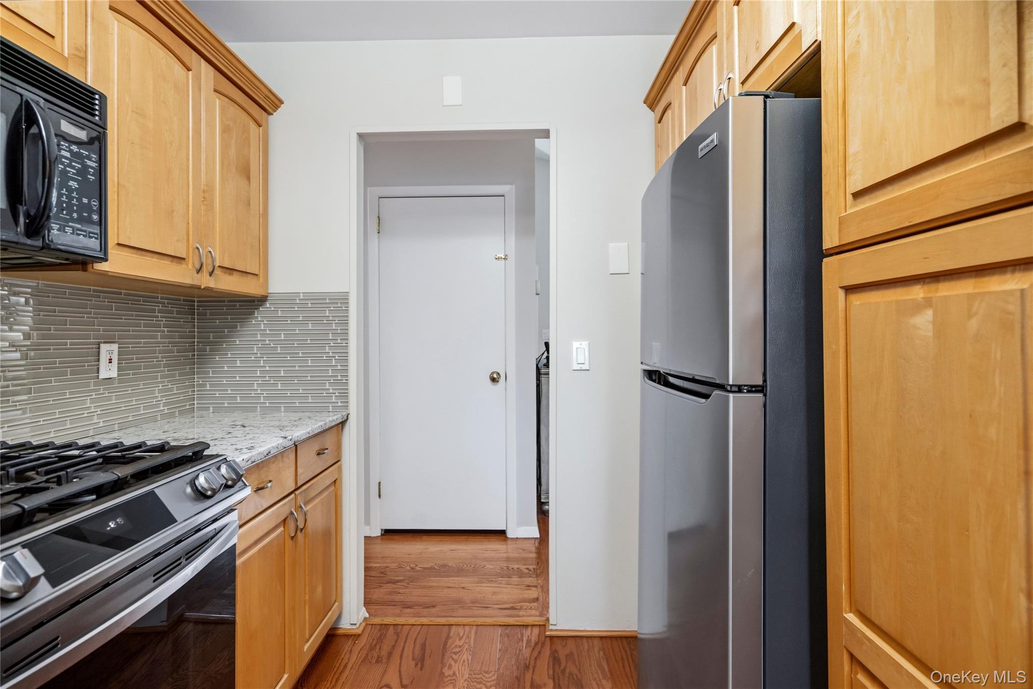 90 W 14th Street
