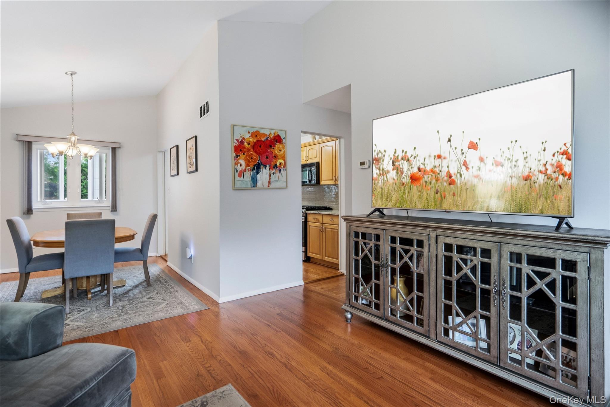 90 W 14th Street