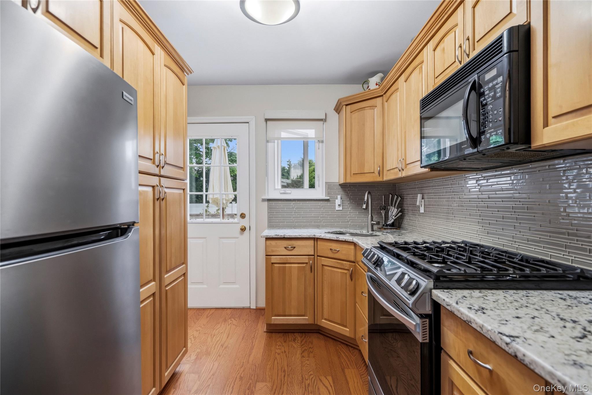 90 W 14th Street