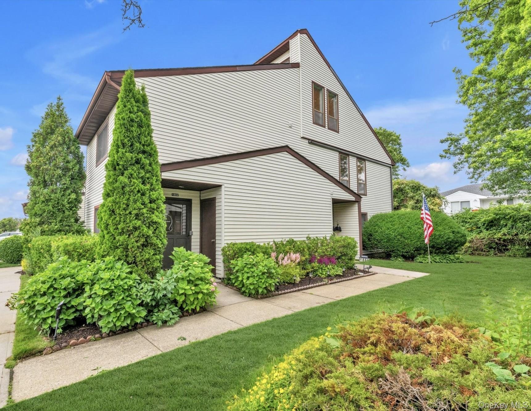 100 Daly Boulevard Unit: 1802