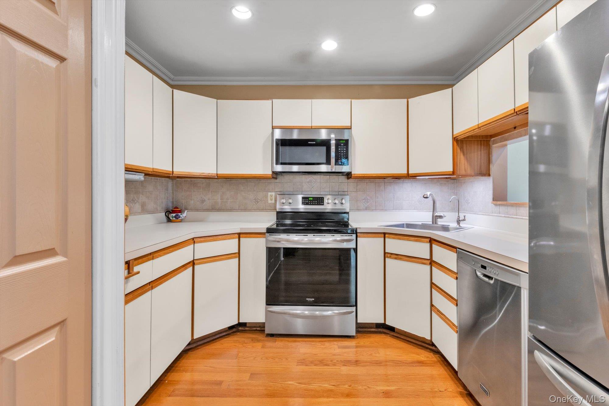 100 Daly Boulevard Unit: 1802