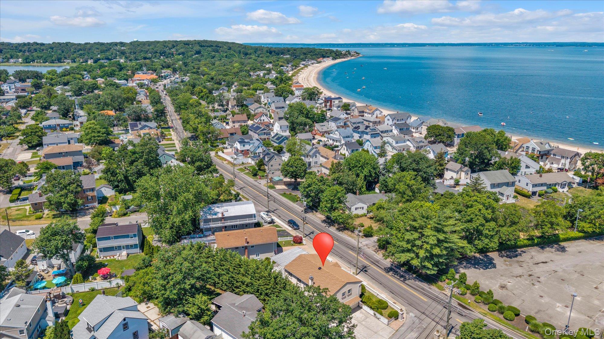 330 Bayville Avenue