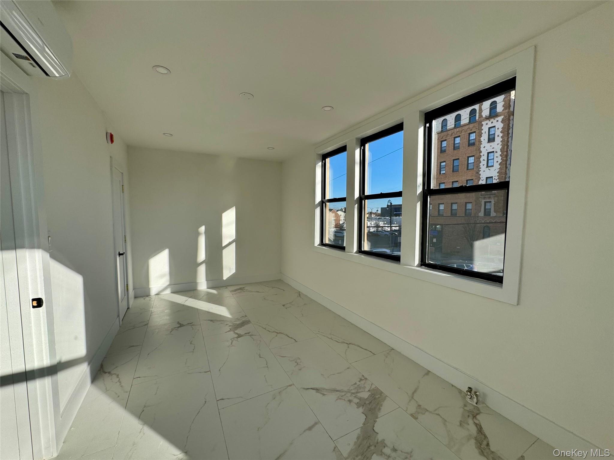 78-84 E Park Avenue
