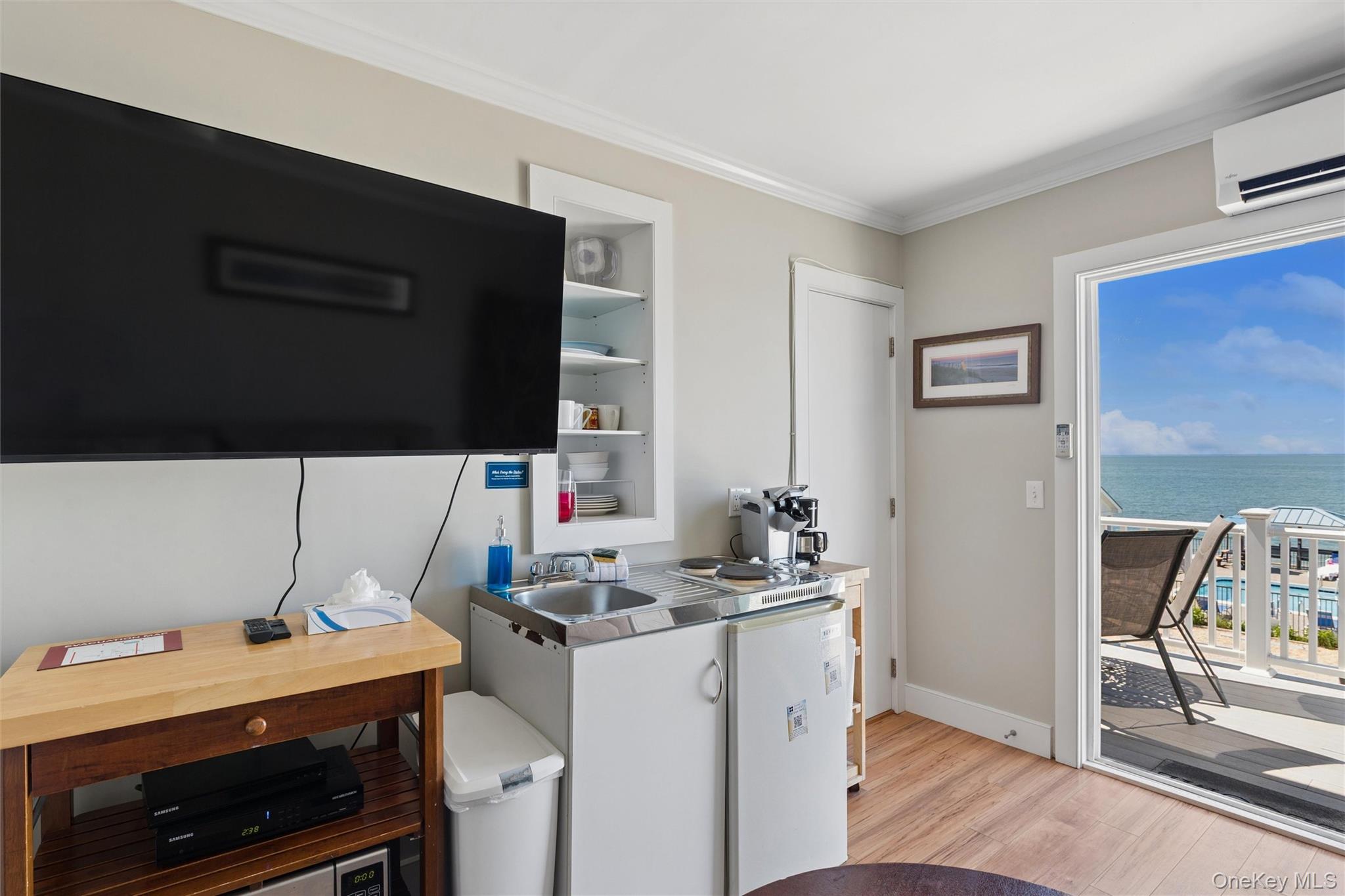 6 Soundview Drive Unit: G
