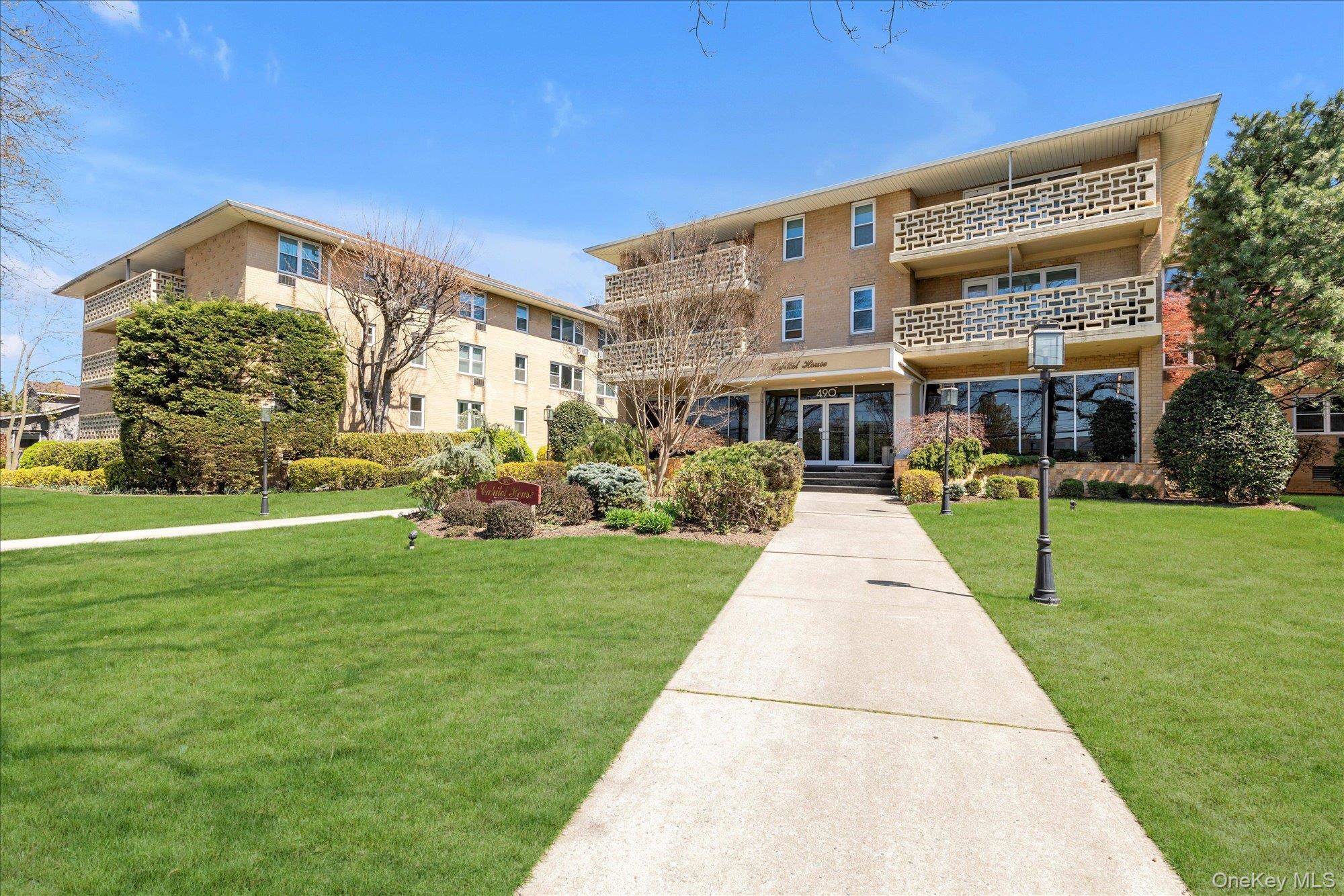 490 Atlantic Avenue Unit: 108
