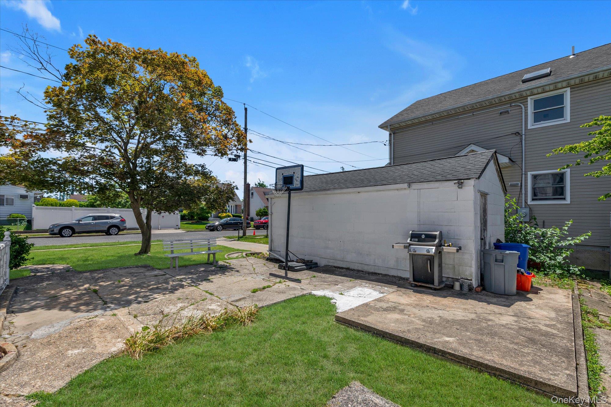 360 Litchfield Avenue