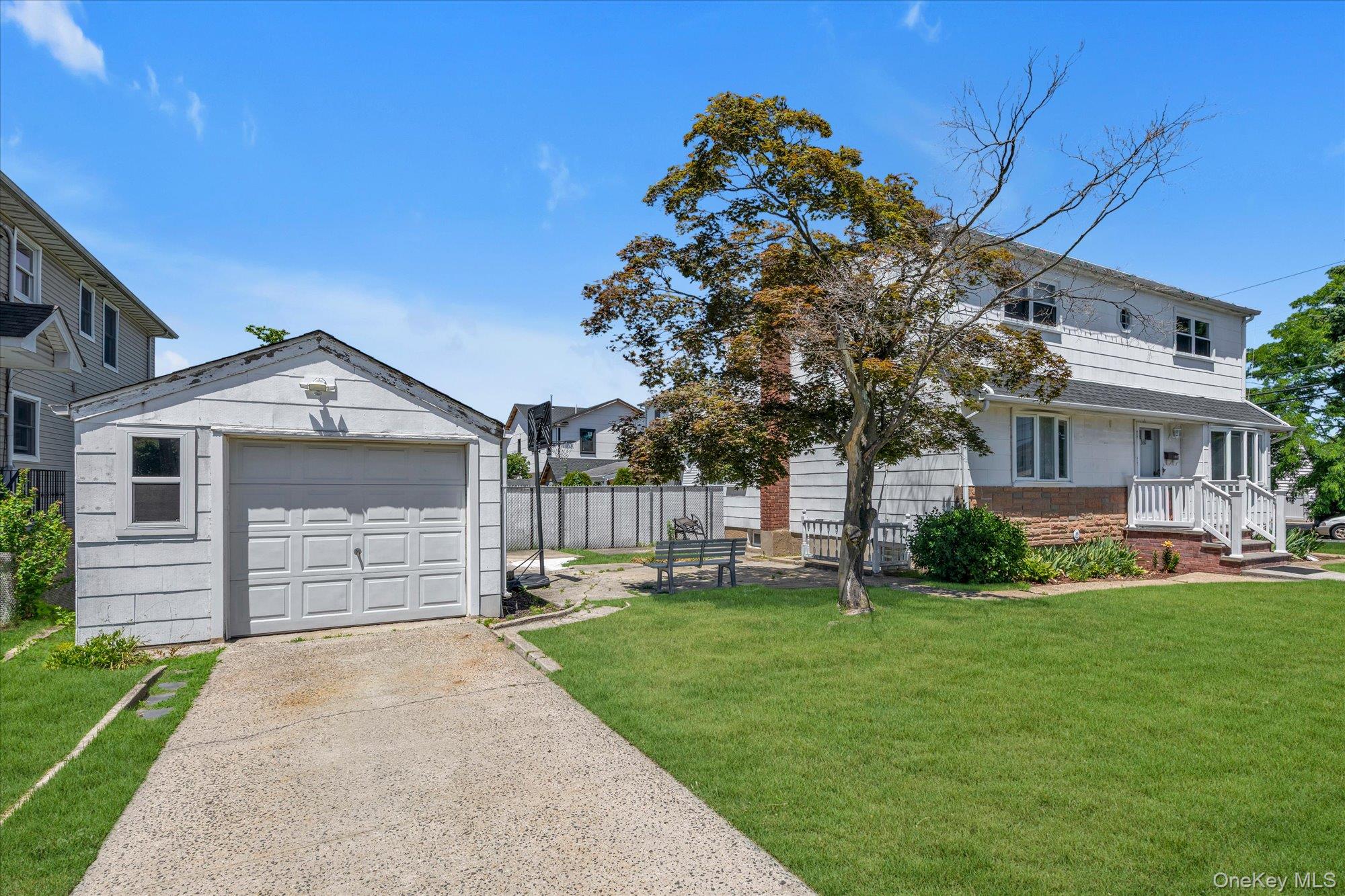 360 Litchfield Avenue