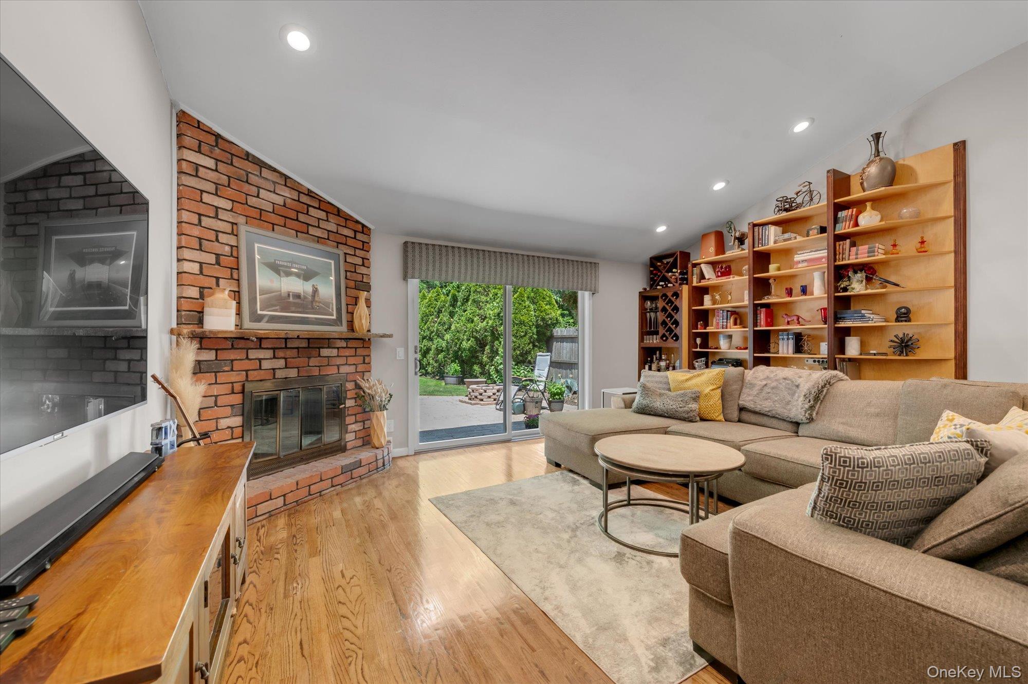 117 Soundview Drive