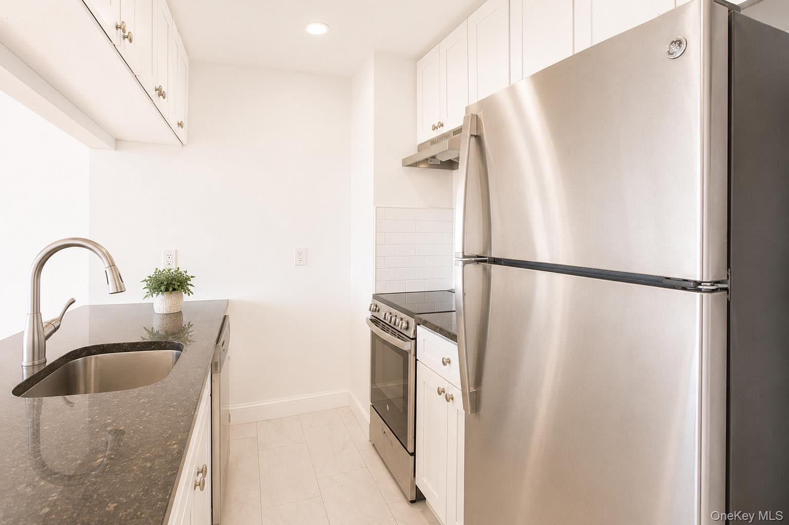 10 Franklin Boulevard Unit: 205