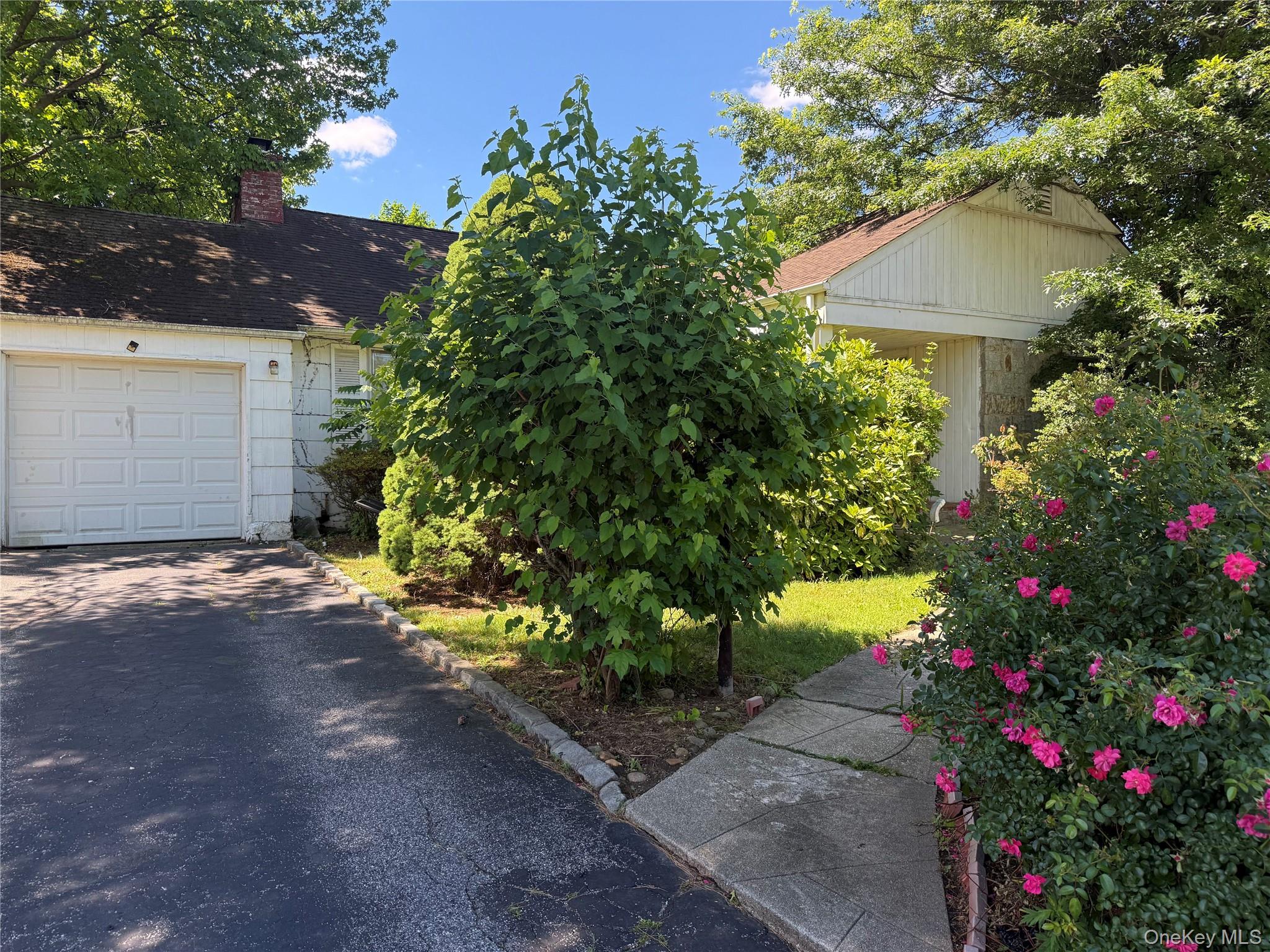208 Overlook Terrace
