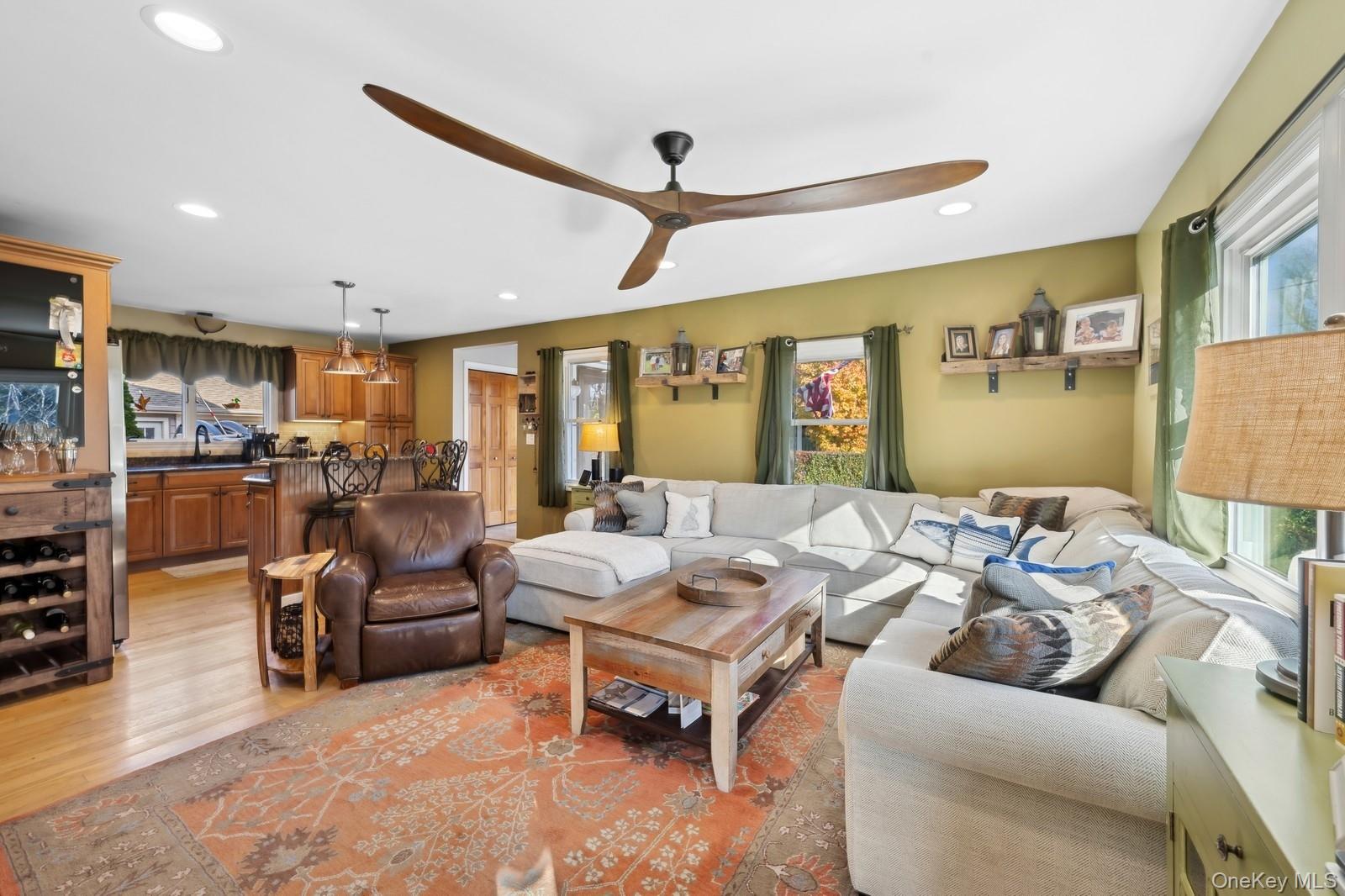 790 Peconic Bay Boulevard