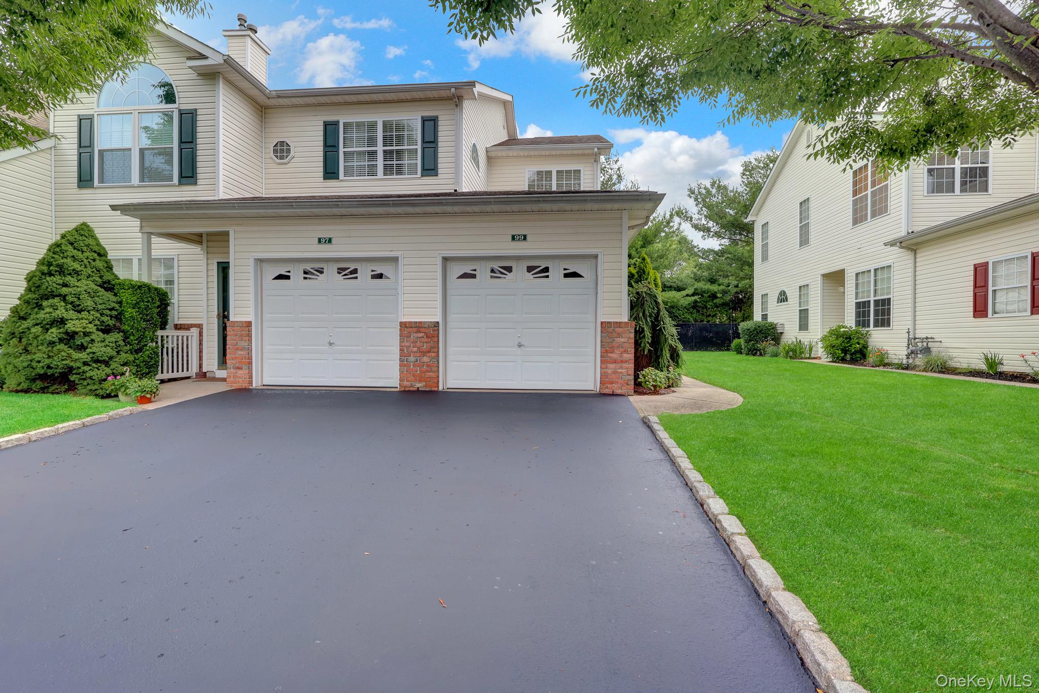99 Constantine Way