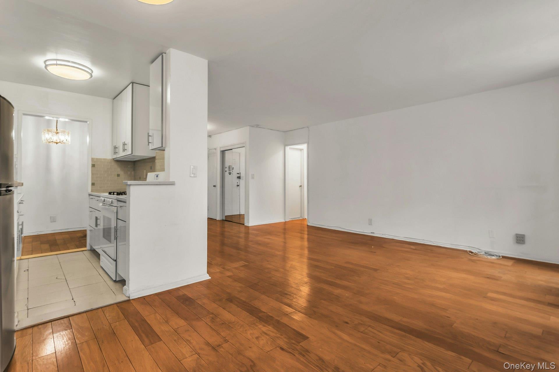 138-10 Franklin Avenue Unit: 9J
