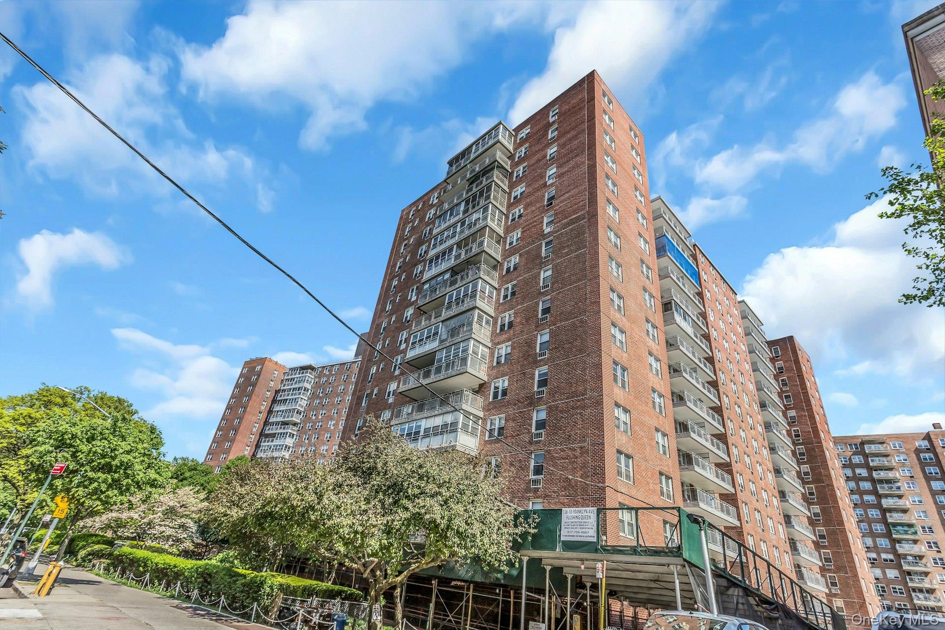 138-10 Franklin Avenue Unit: 9J