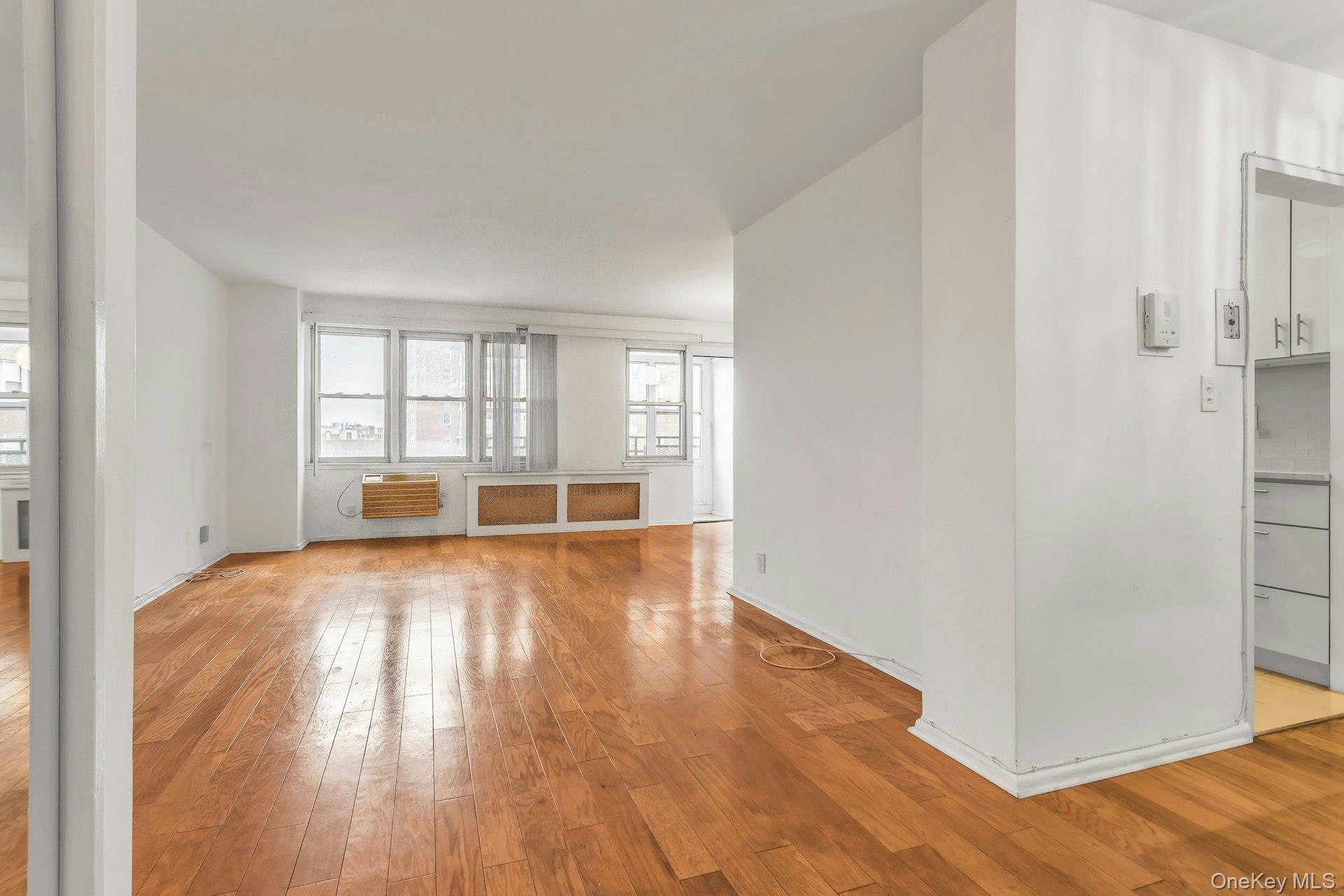 138-10 Franklin Avenue Unit: 9J