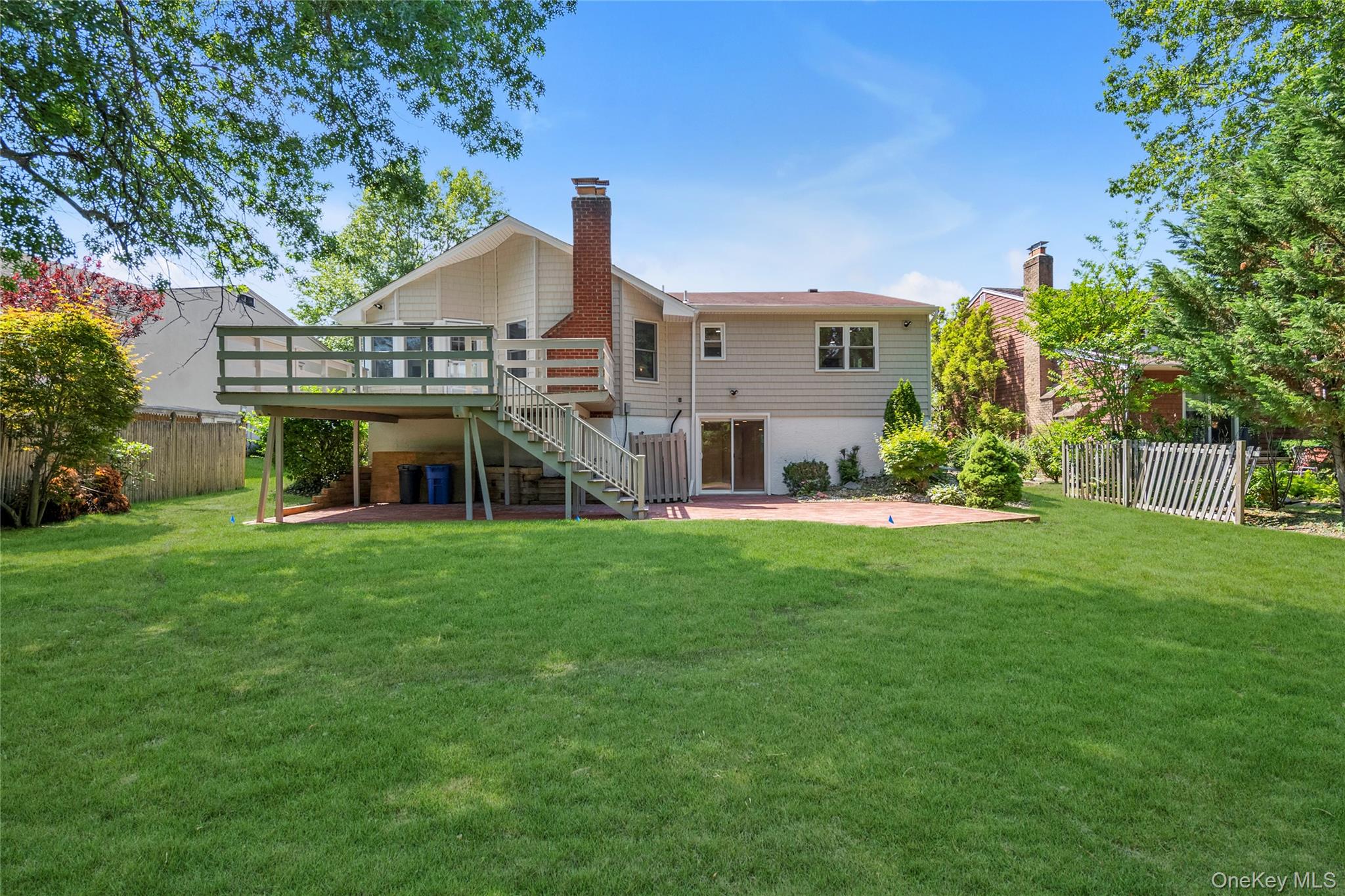 19 Carriage Road