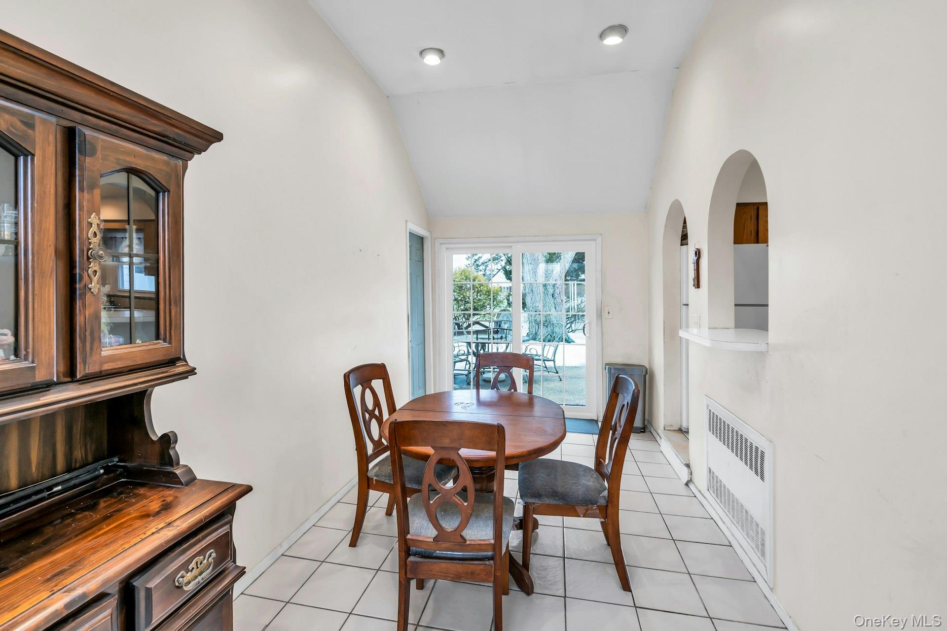 112 Foster Boulevard