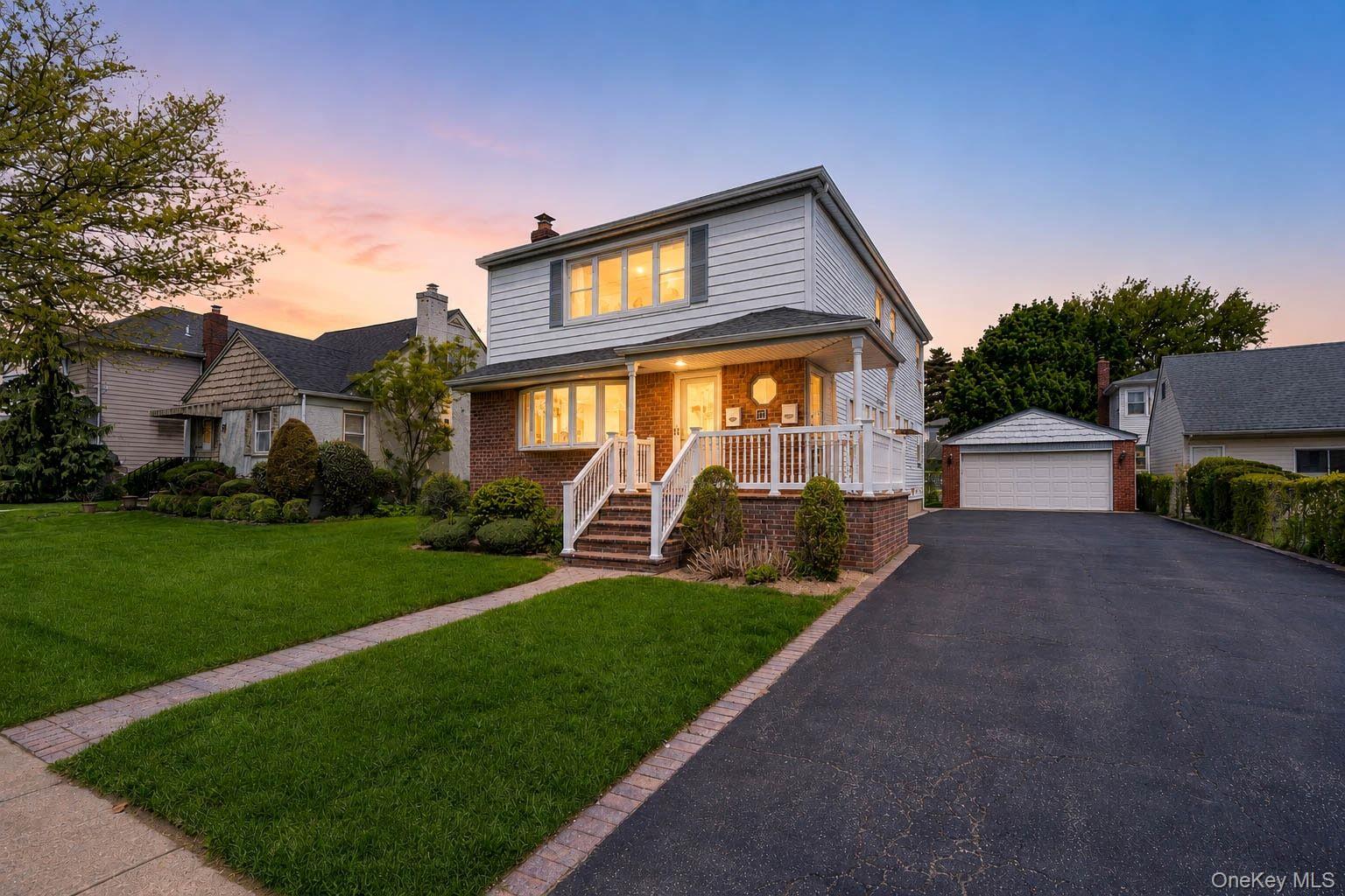 77 Hendrickson Avenue