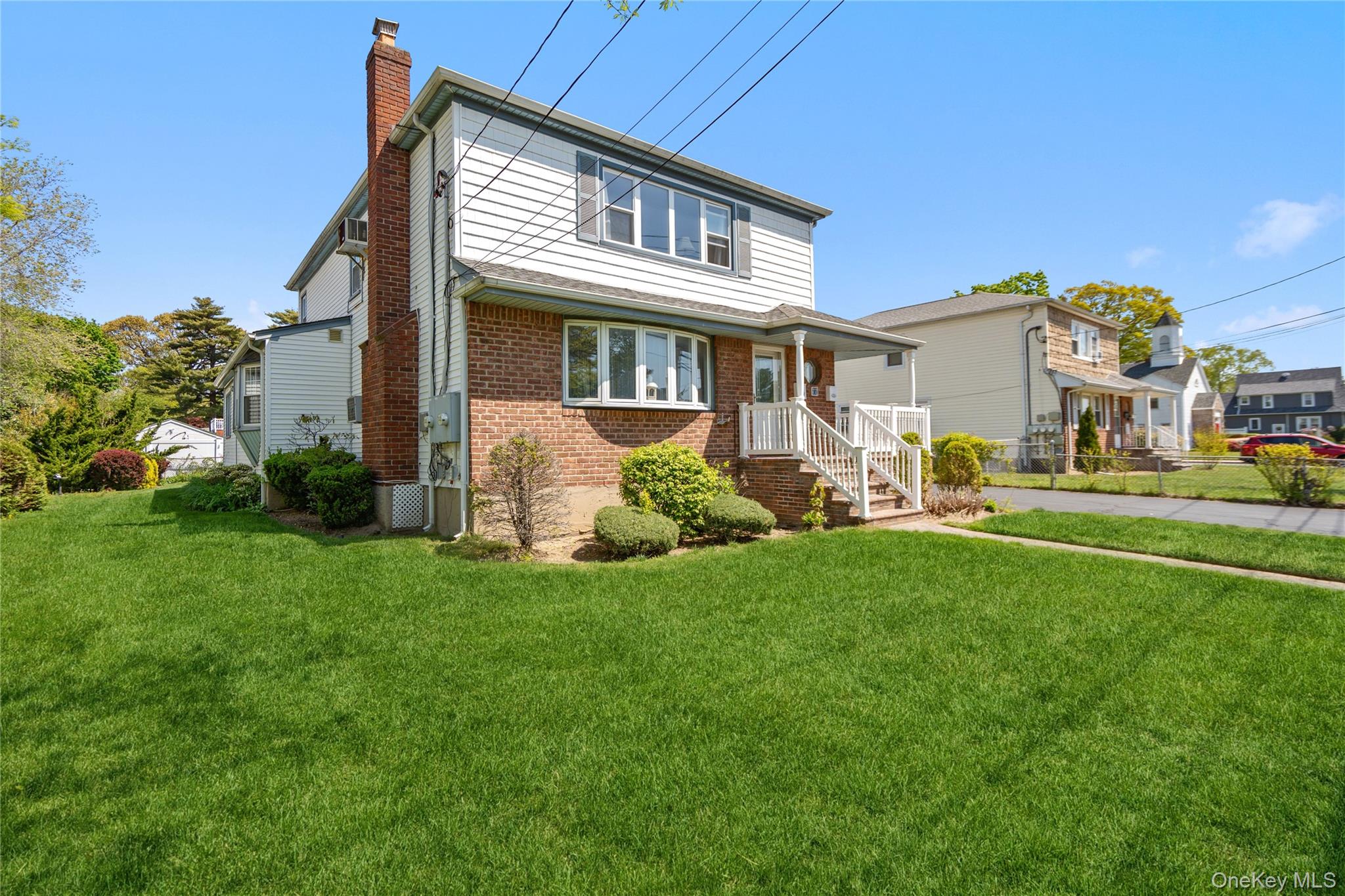 77 Hendrickson Avenue