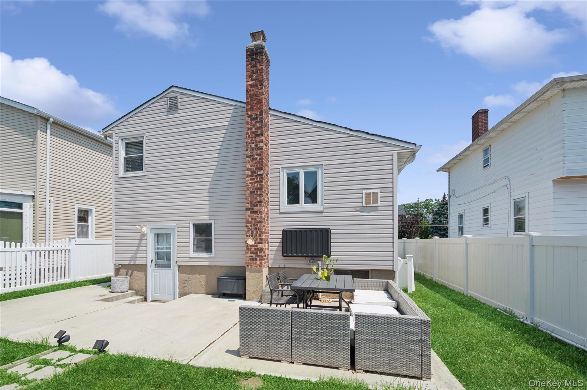 83 Scarcliffe Drive