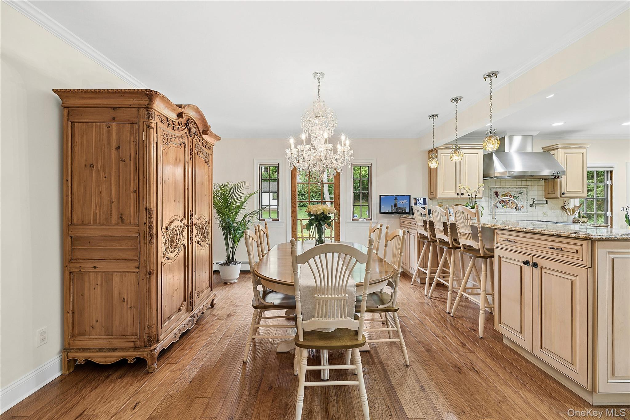 84 Luquer Road