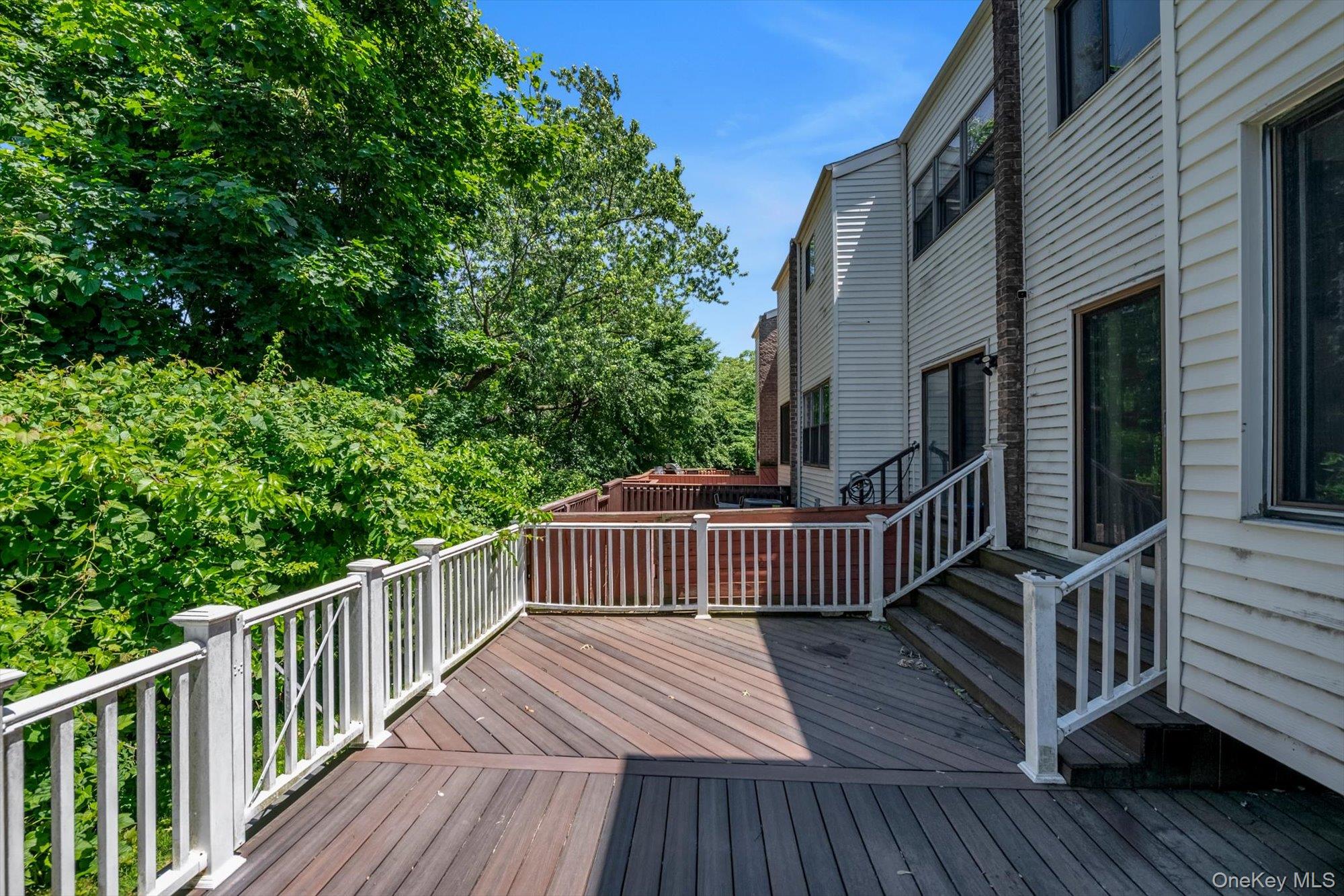 14 Vanderbilt Way Unit: 14