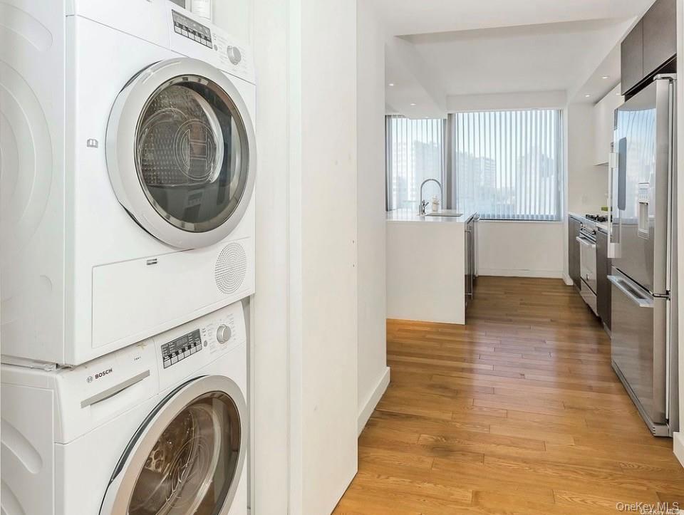 39-16 Prince Street Unit: 8E
