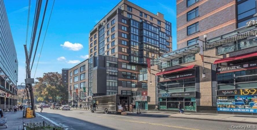 39-16 Prince Street Unit: 8E