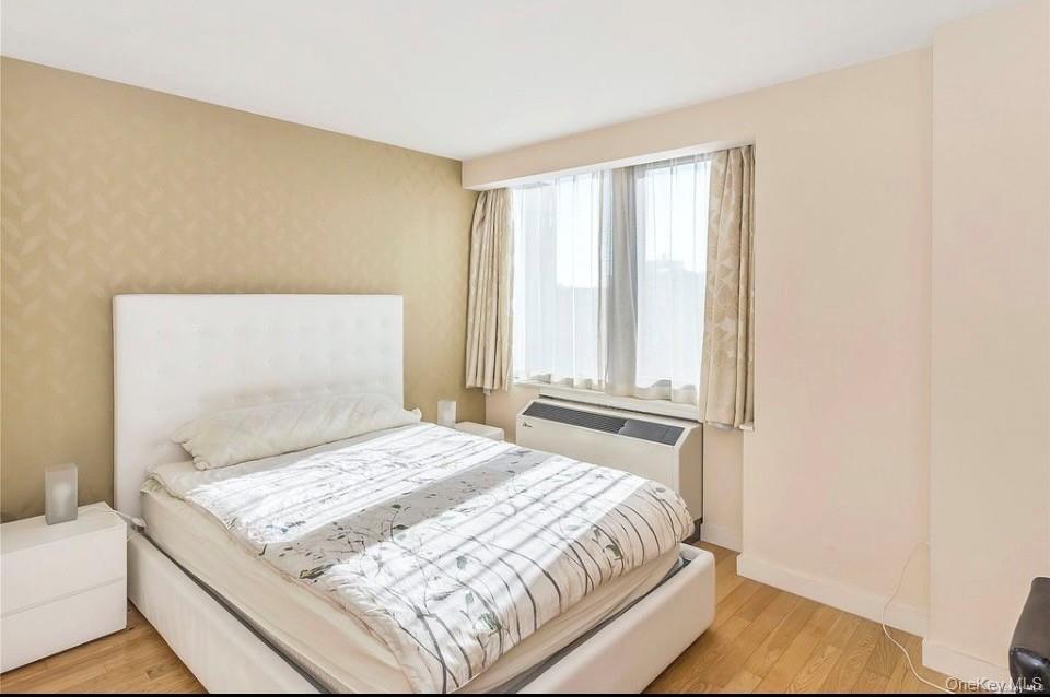 39-16 Prince Street Unit: 8E