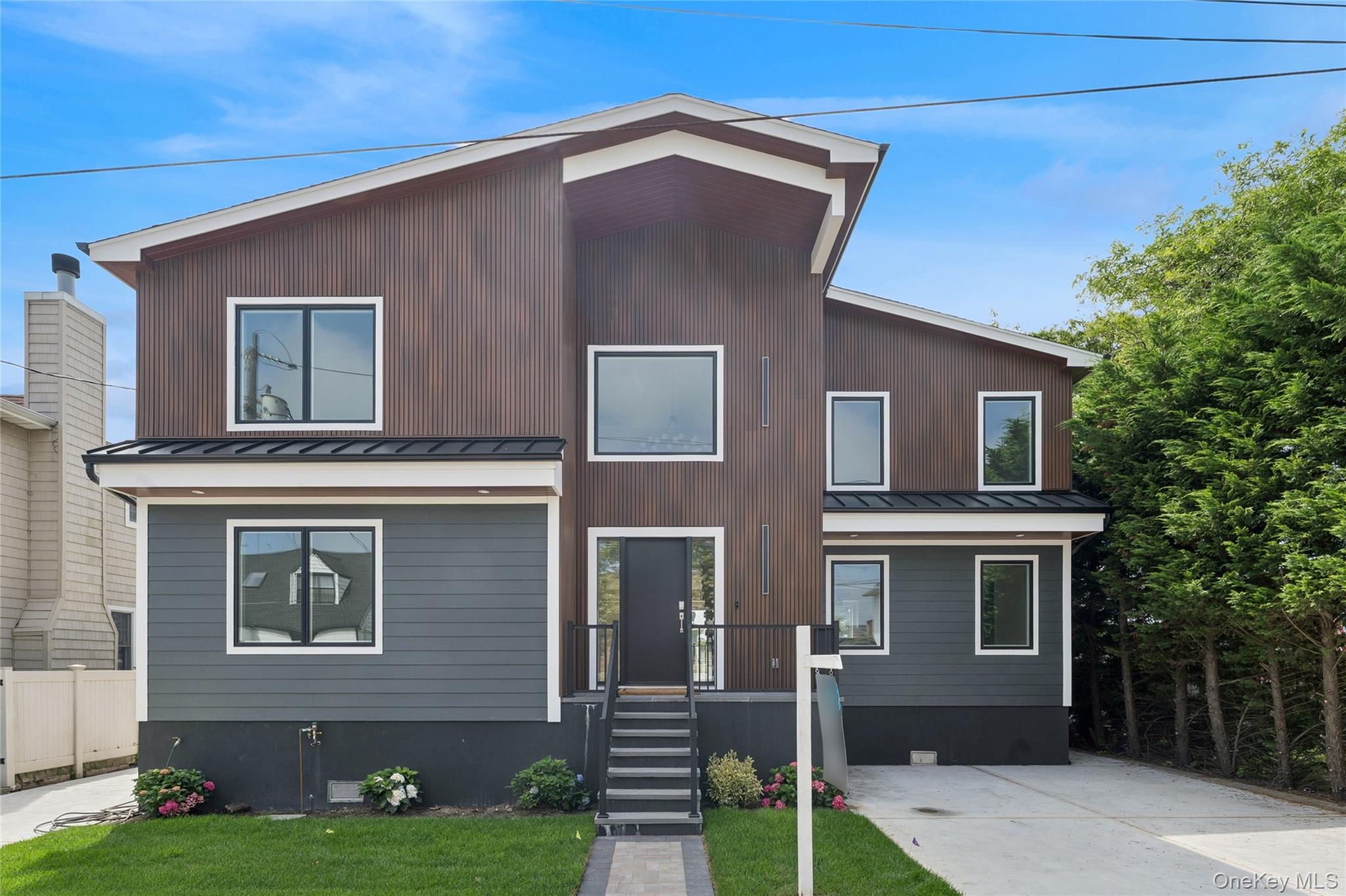 141 Flamingo Street
