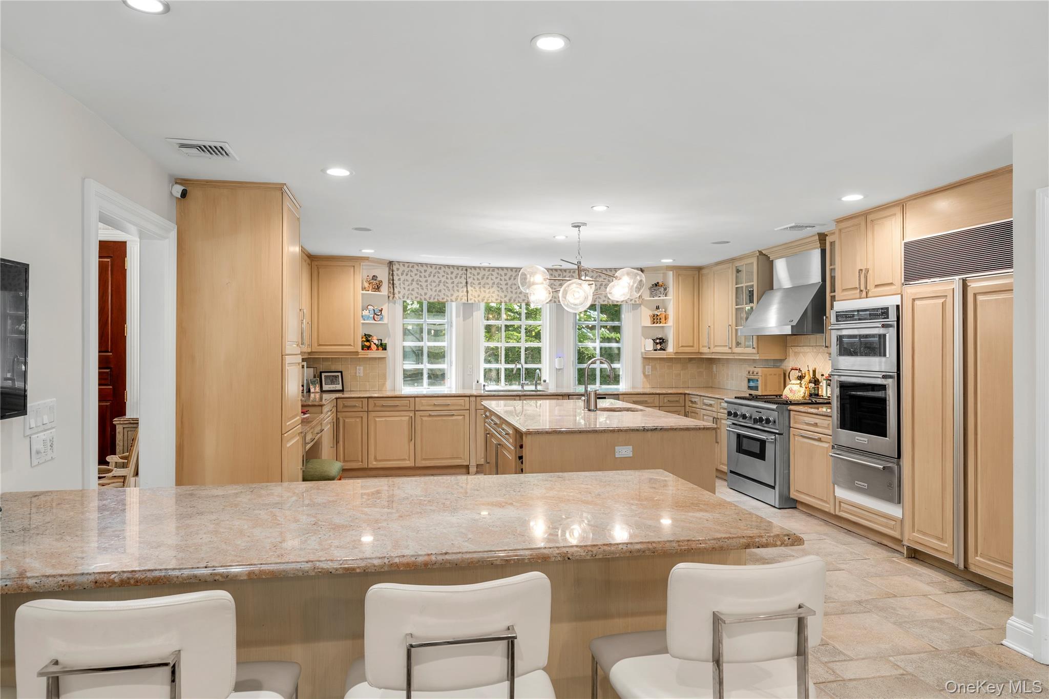 5 Hemlock Drive