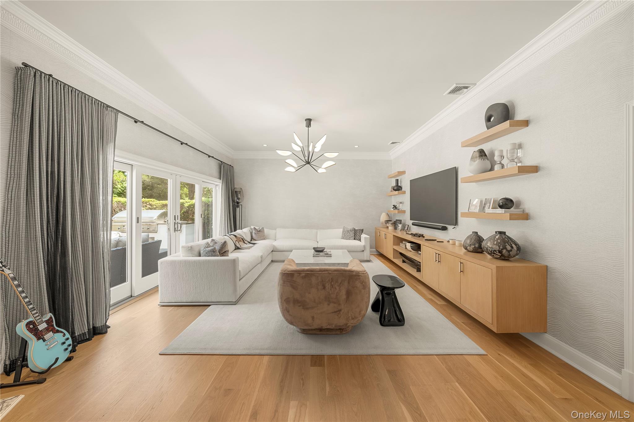 5 Hemlock Drive