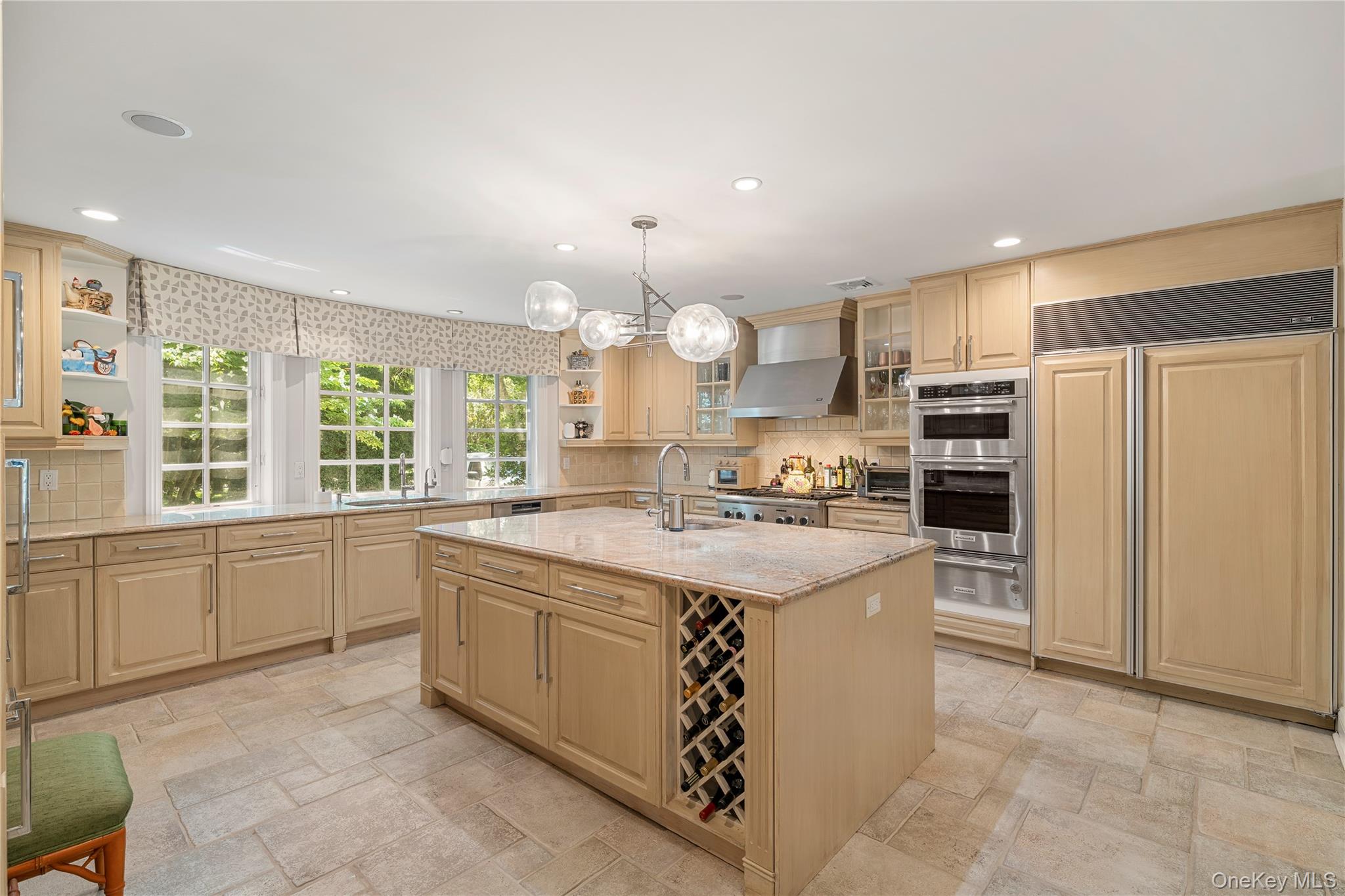 5 Hemlock Drive