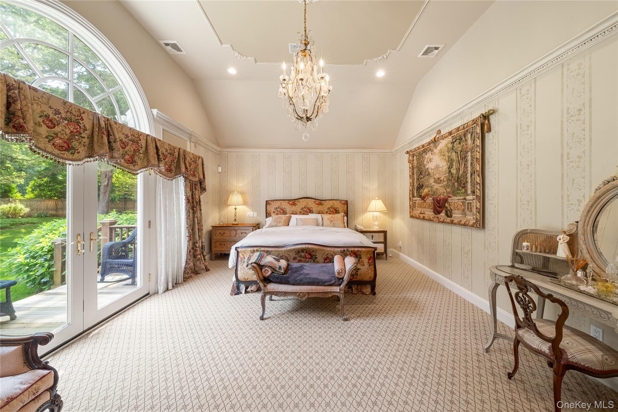 5 Hemlock Drive