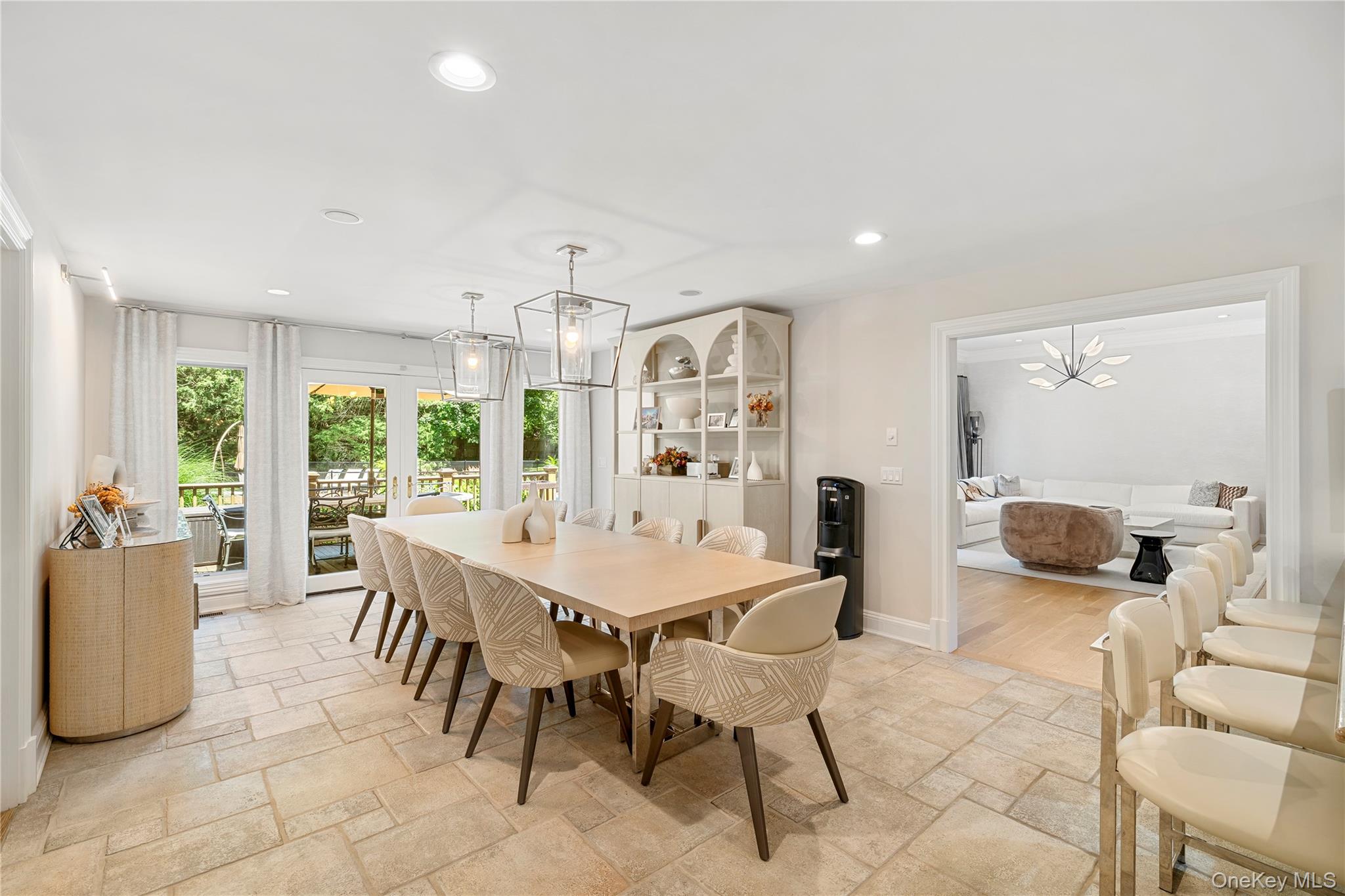 5 Hemlock Drive