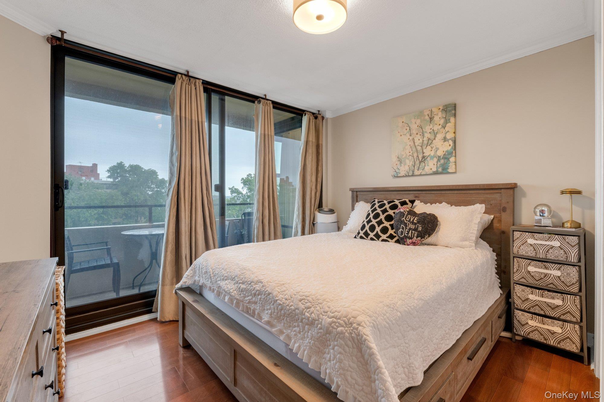 10-24 166 St. Street Unit: 7C