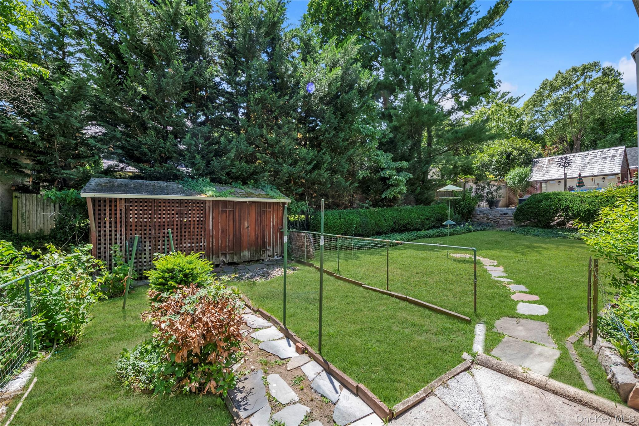 328 Manor Road