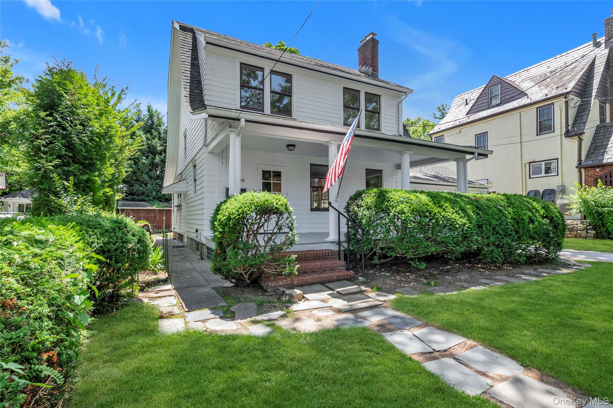 328 Manor Road