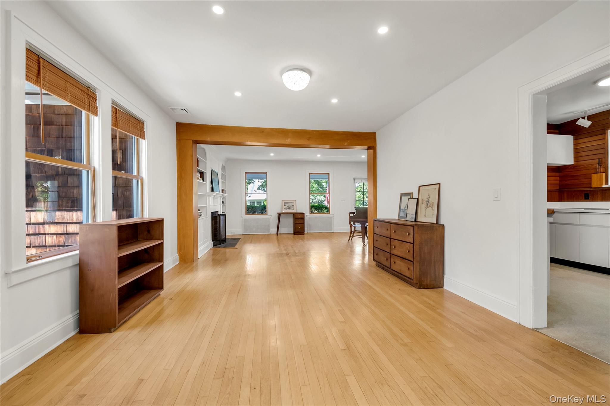 328 Manor Road
