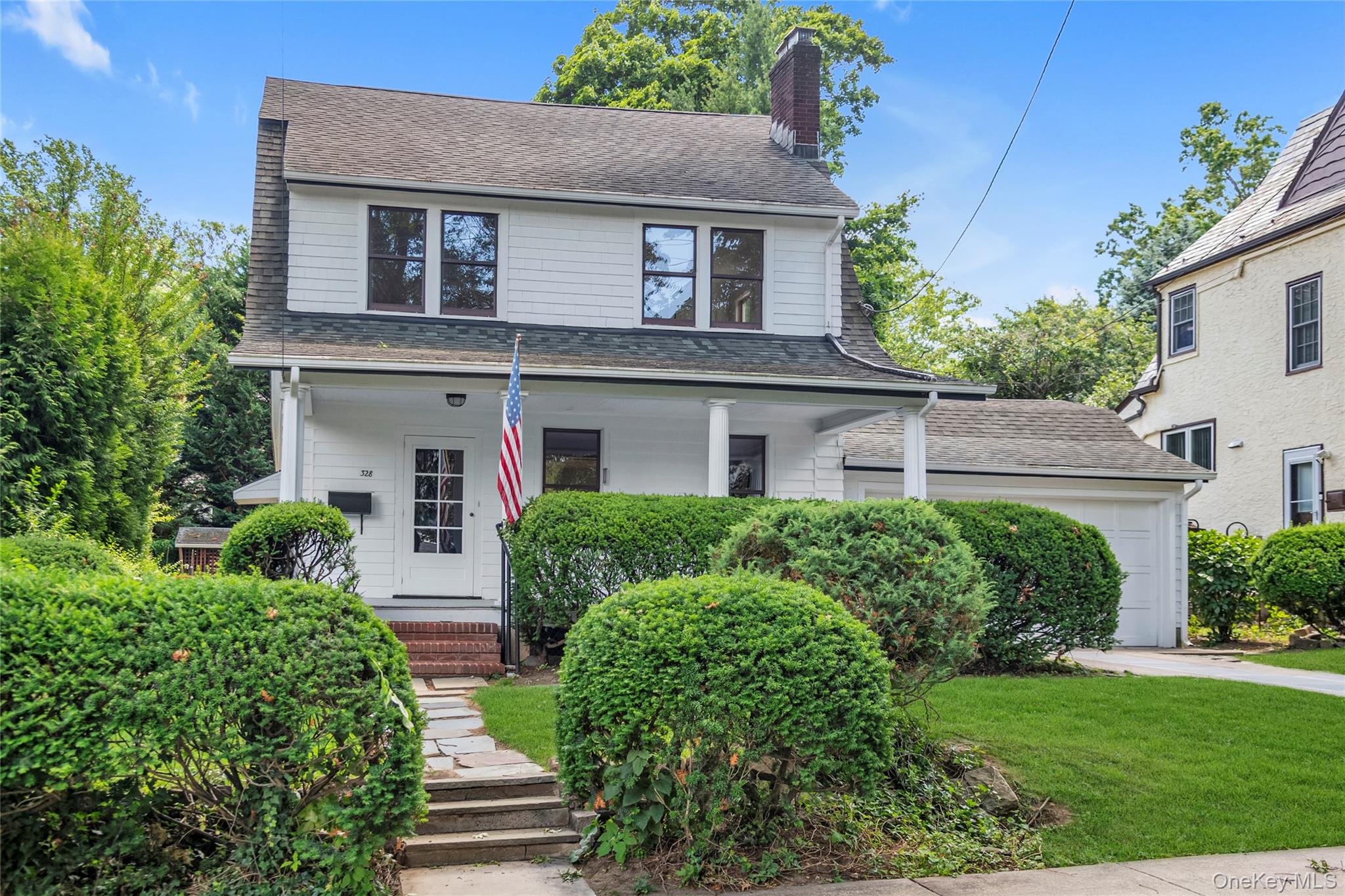 328 Manor Road