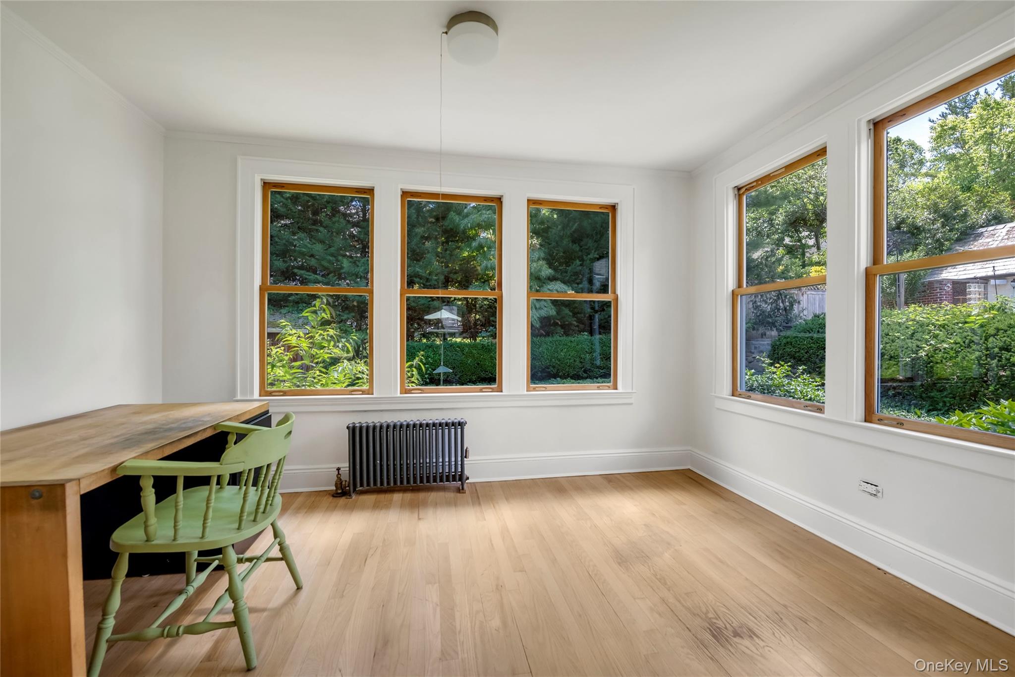 328 Manor Road