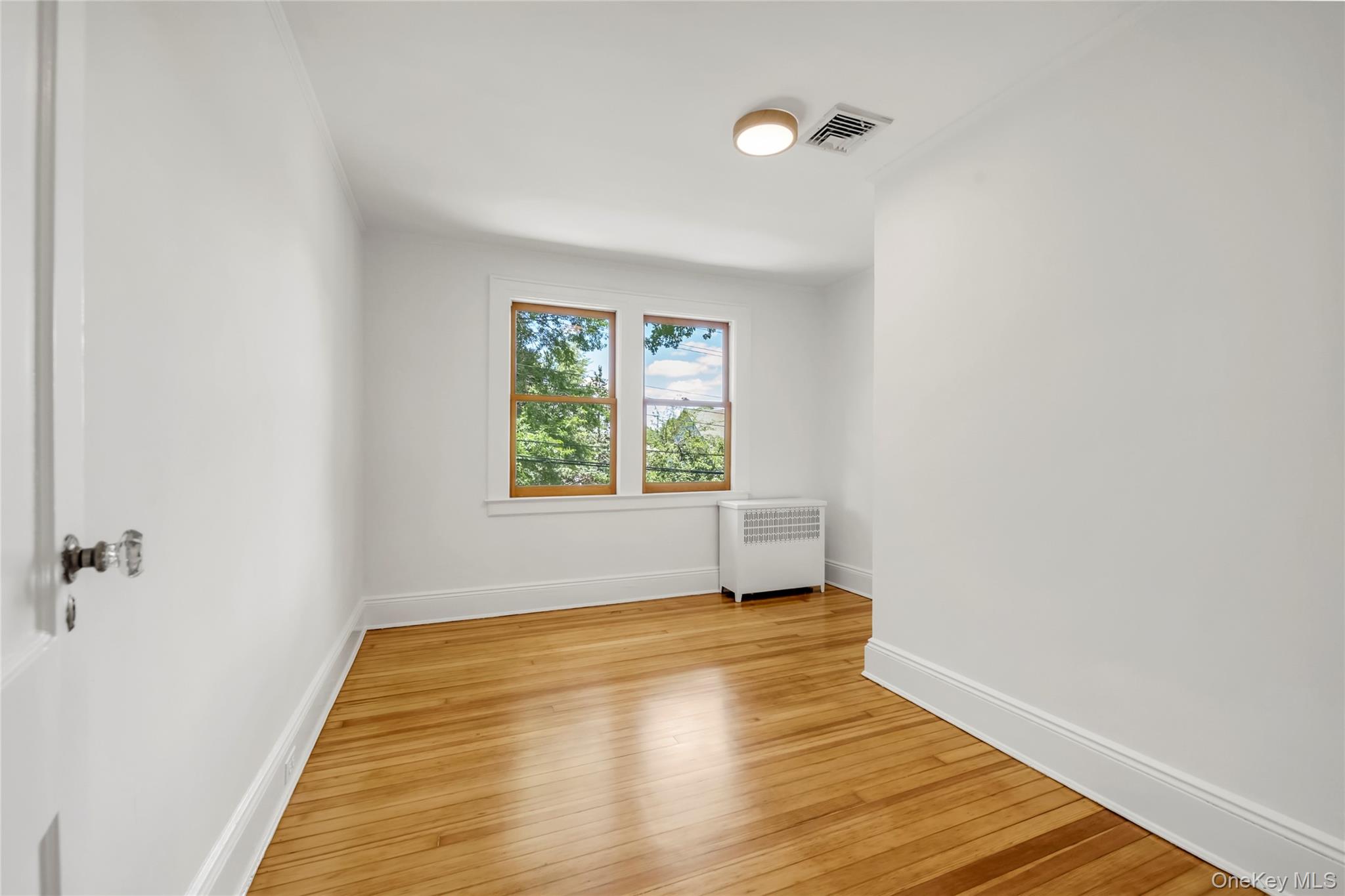 328 Manor Road