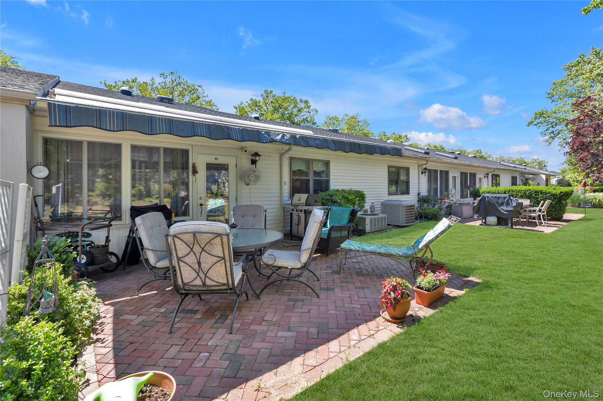 42 Knolls Drive