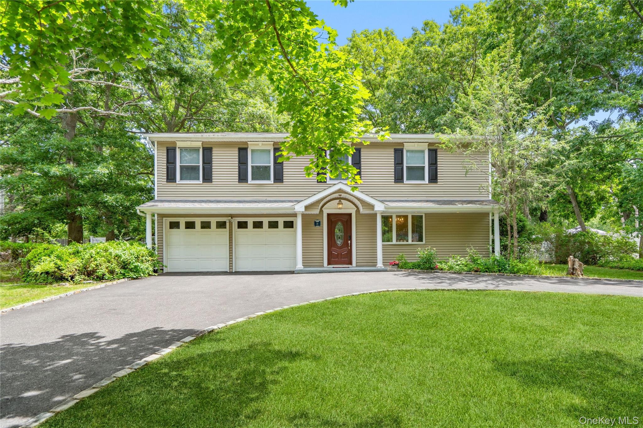 31 Artist Lake Boulevard