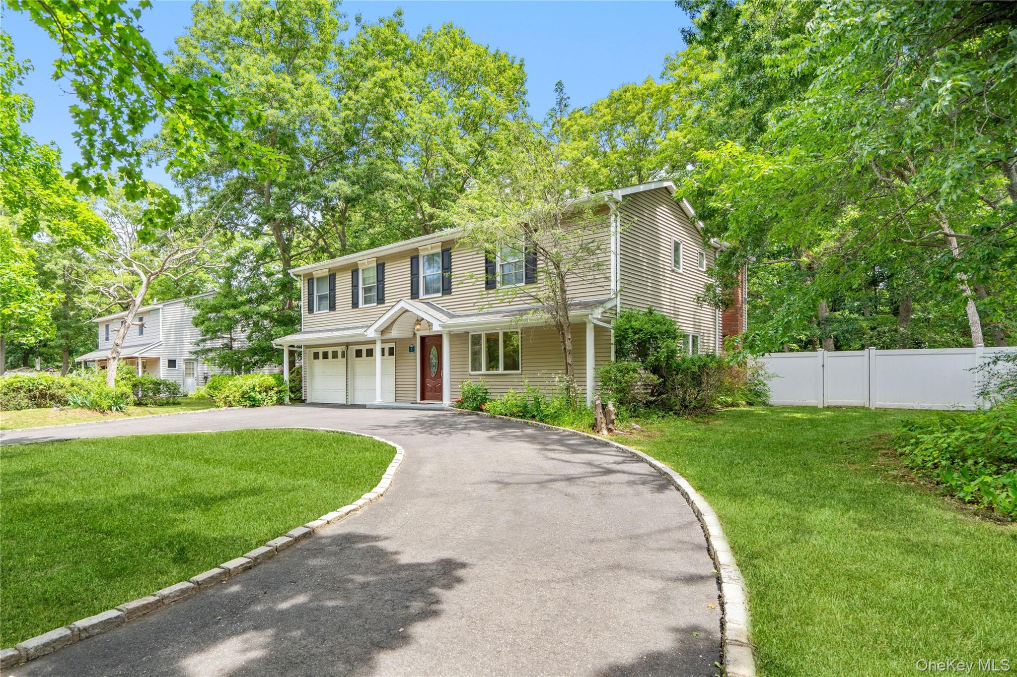 31 Artist Lake Boulevard
