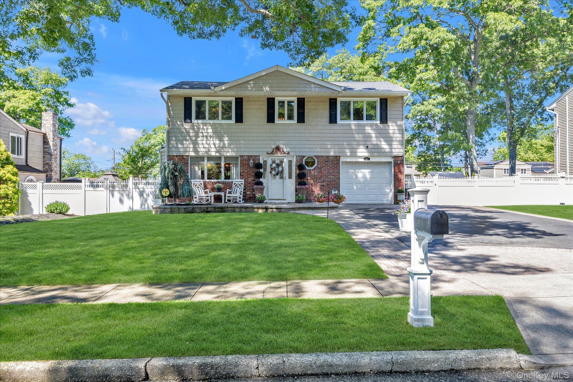 22 Villa Lane