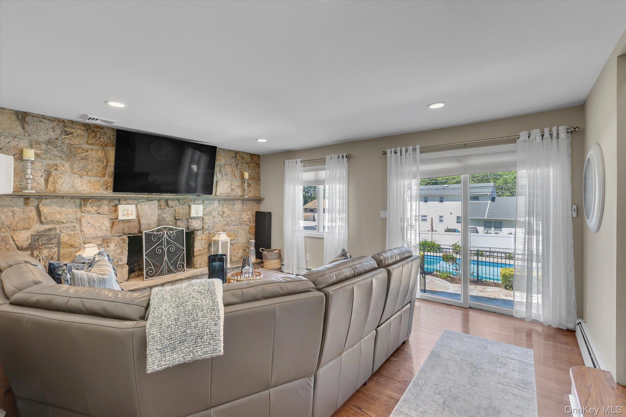 22 Villa Lane