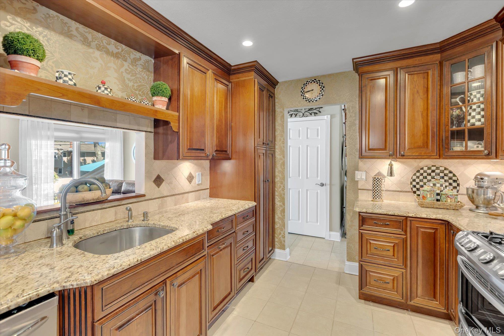 22 Villa Lane