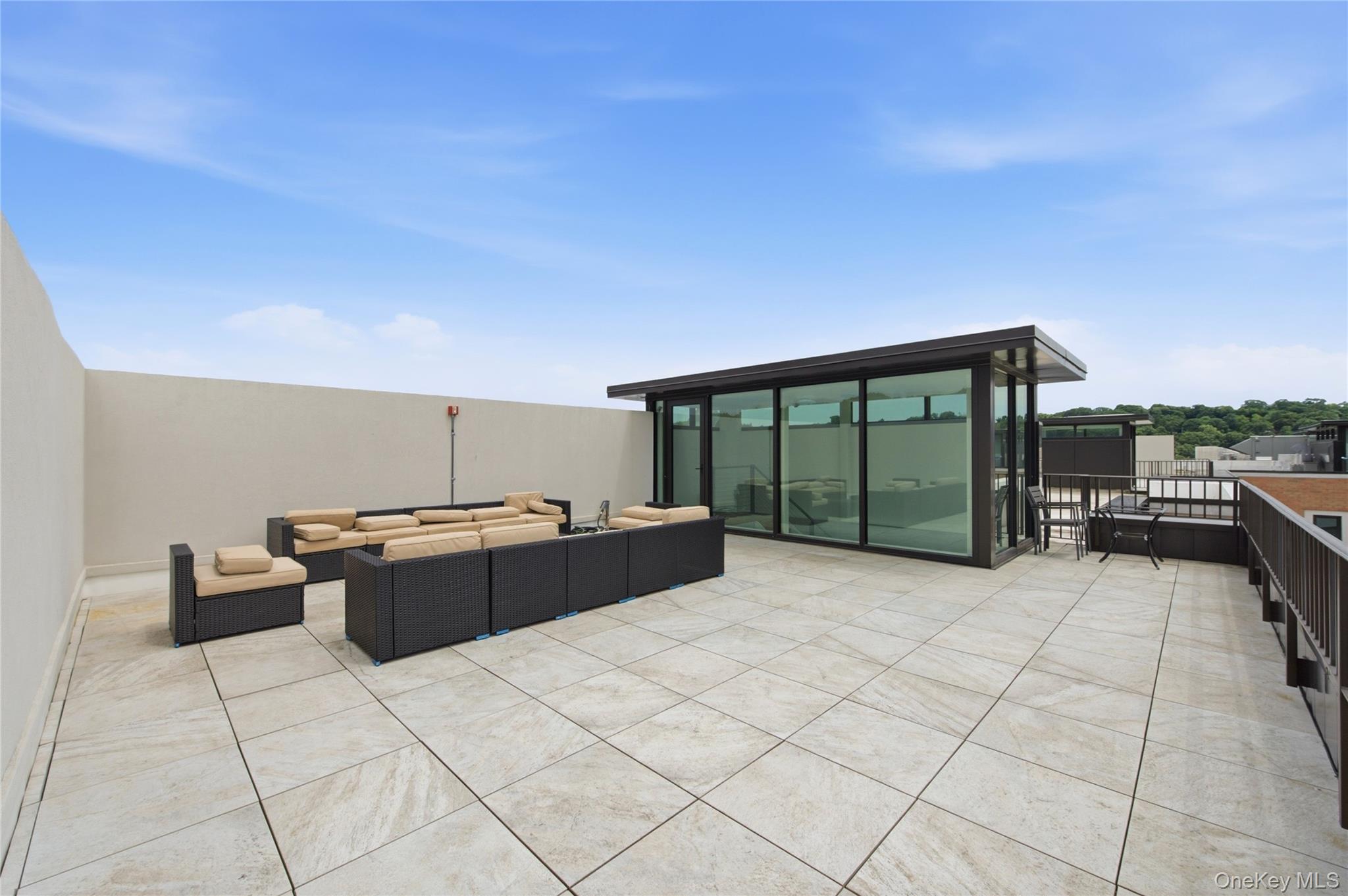 100 Garvies Point Road Unit: 1311